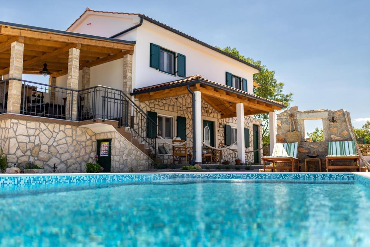 Villa Adastra