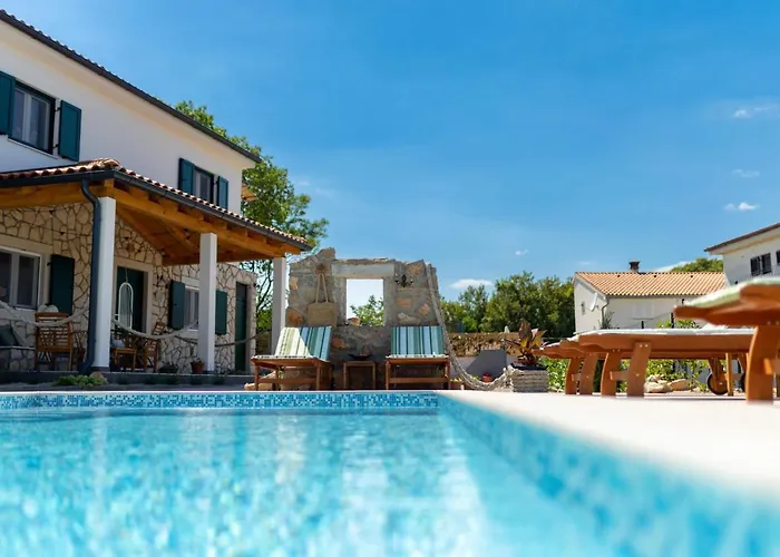 Villa Adastra